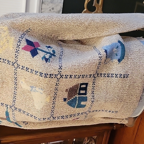 Vintage Woolrich Sweater - Picture 3 of 8